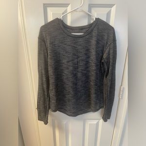 Lululemon Long sleeve shirt size 8